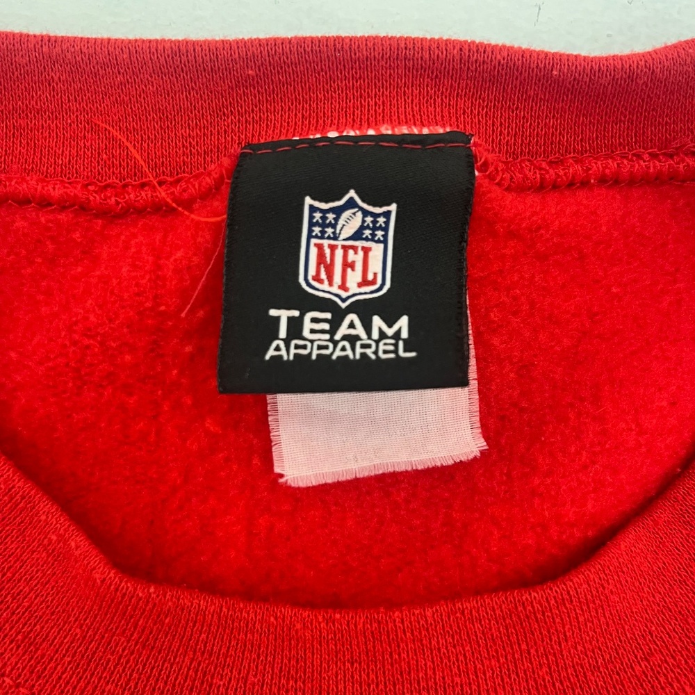 NFL Tampa Bay Buccaneers Mens XL Pullover Sweatshirt Red Long Sleeve Outdoor - Picture 3 of 9